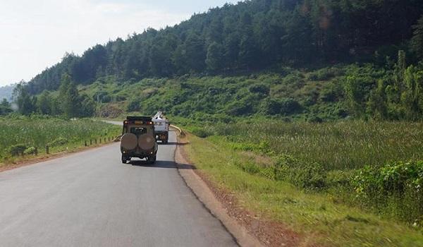 Rwanda Safari Vehicles:,Kigali to Nyungwe:,Rental Kigali Premium SUV, hire in-Rwanda a Car Long-Term Car Hire Solutions Rwandan Road Conditions Guide: Safe Self-Drive in Rwanda